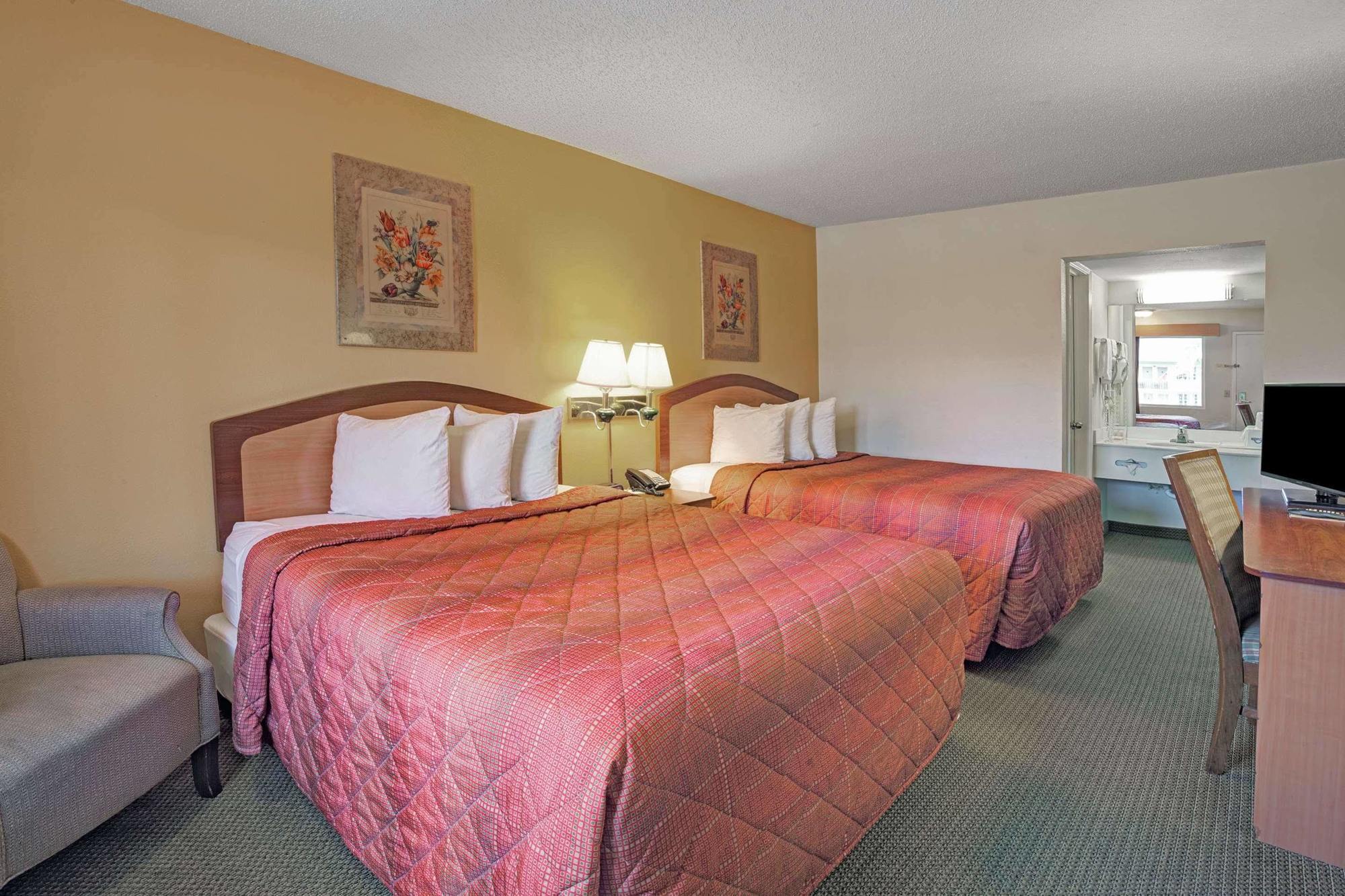 Days Inn By Wyndham Jacksonville South Memorial Hospital 외부 사진